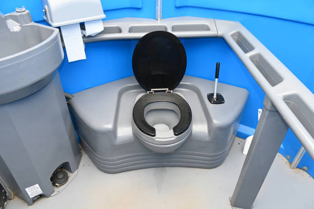 Best Portable restroom trailer rental  in Hope, IN